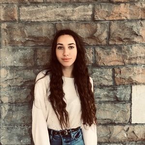 Meet your Posher, Isabella